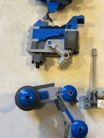 ! Pre-Built LEGO Star Wars: AT-RT (75002) (AS-IS)