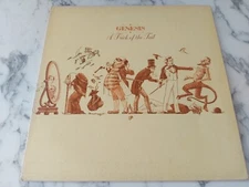 Genesis – A Trick Of The Tail 1976 UK LP Textured Gatefold Sleeve PROG ROCK   LL