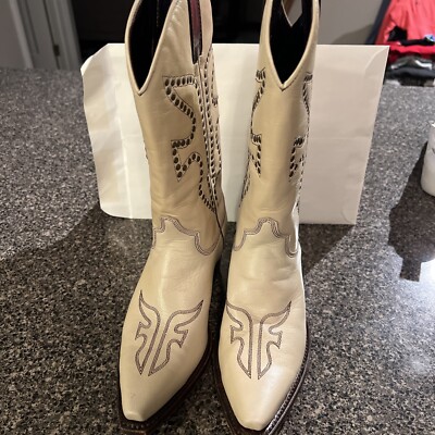 Frye Cowboy boots women Size5.5MBrown White Vintage Beautiful
