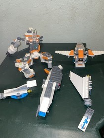 LEGO Space: Cls-89 Eradicator Mech (70707) And Swarm Interceptor  Galaxy 70701