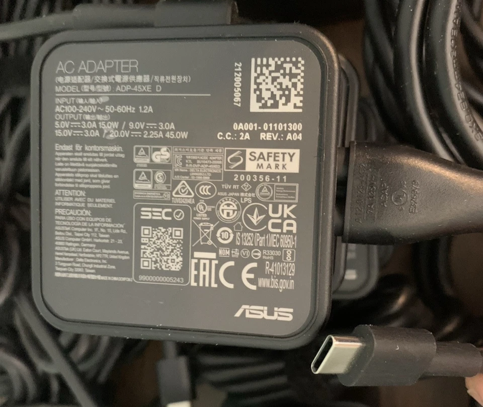 USB-C Dell HP Lenovo Laptop Charger Type C Genuine OEM Chargers 45W  Lot - 24 - Image 3 of 4