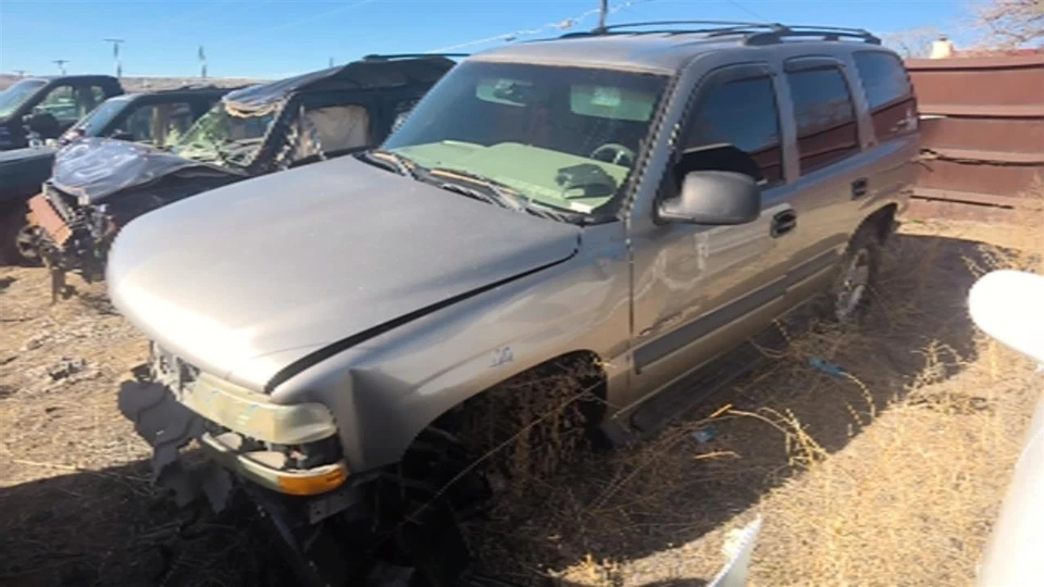 Used Front Right Door Window Regulator Front fits: 2002 Chevrolet Tahoe electric Foto 4 de 4