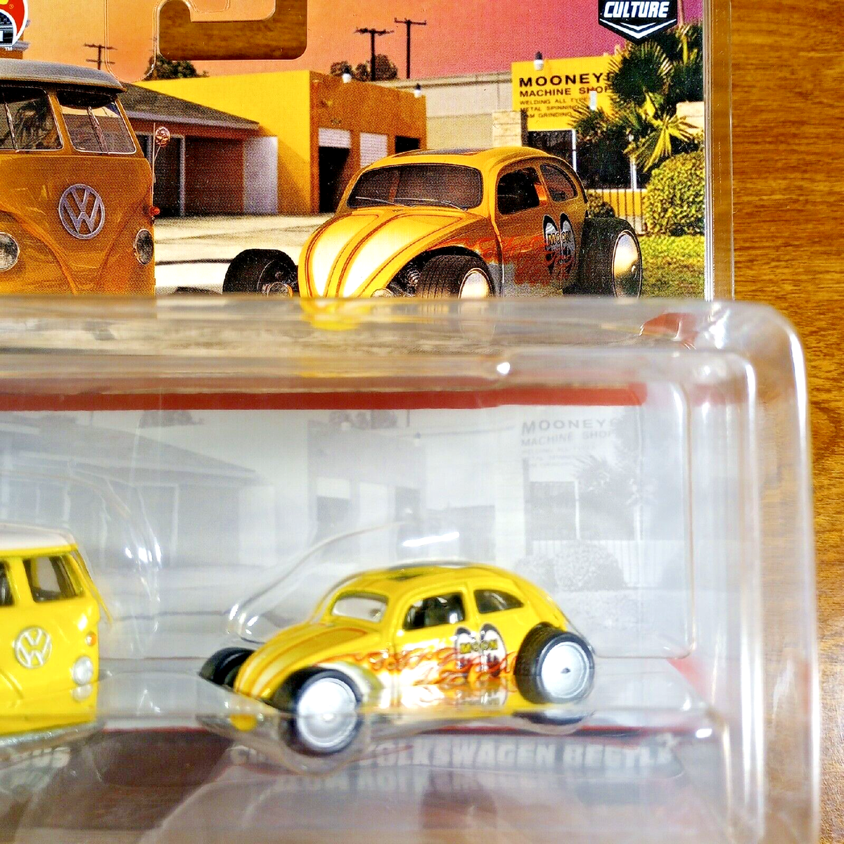 Hot Wheels Premium Car Culture 2-Pack Moon Eyes Volkswagen T1