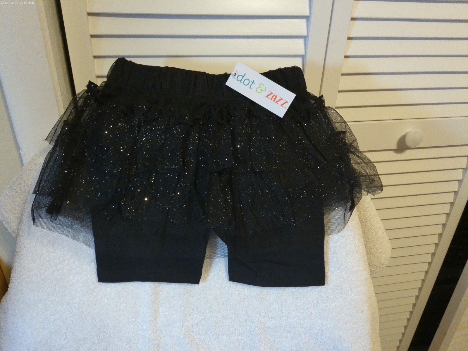 Dot & Zazz Girl's Size 4-5 Black With Silver Specks Tutu Biker Shorts New W/Tag