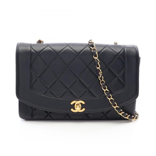 Chanel Matelasse Diana flap shoulder Bag lambskin sheep leather A01165 r0_0724