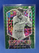 2021 Panini Mosaic Wade Boggs #V5 Vintage Green Red Sox Baseball