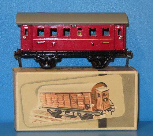 Fleischmann 402  Spur 0 Personenwagen  2achs 2-3.Kl  ROT  Top in OvP #9353 | Condition: Gebraucht