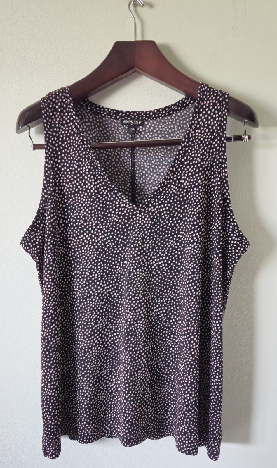 Express Woman’s Top Size Large Polyester Pullover… - image 1