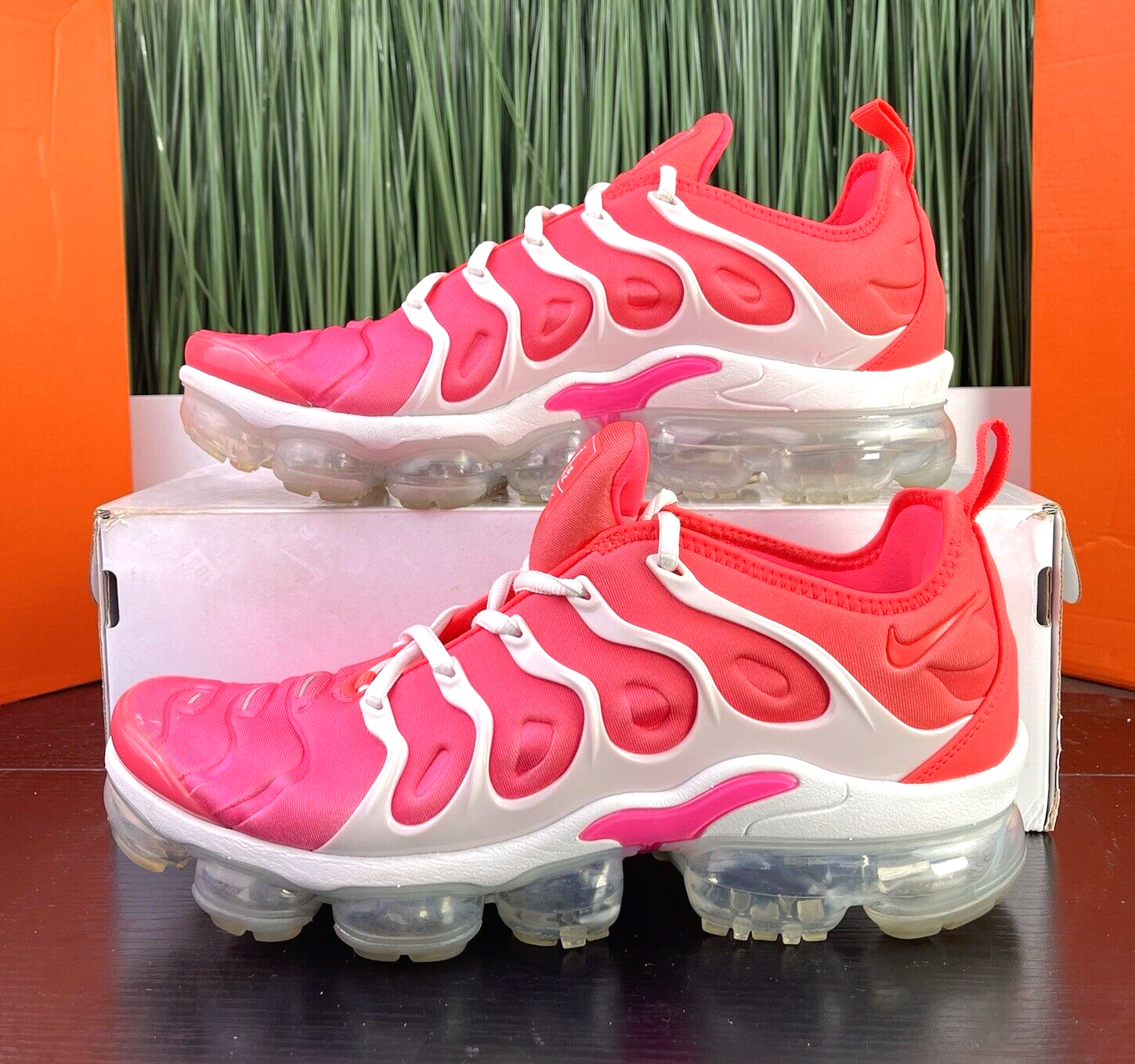 customized vapormax plus