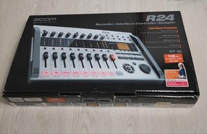 R24 Zoom | eBay