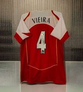 Arsenal Fans Get Pierre-Emerick Aubameyang Shirts Printed With No14 As Dortmund Striker Nears Emirates Move
