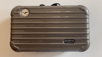 Rimowa  Lufthansa First Class amenity kit NEU