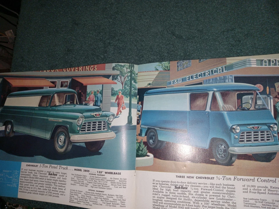 1955 CHEVROLET PANEL TRUCK & SEDAN DELIVERY SALES BROCHURE / ORIGINAL CATALOG - Image 3 of 4
