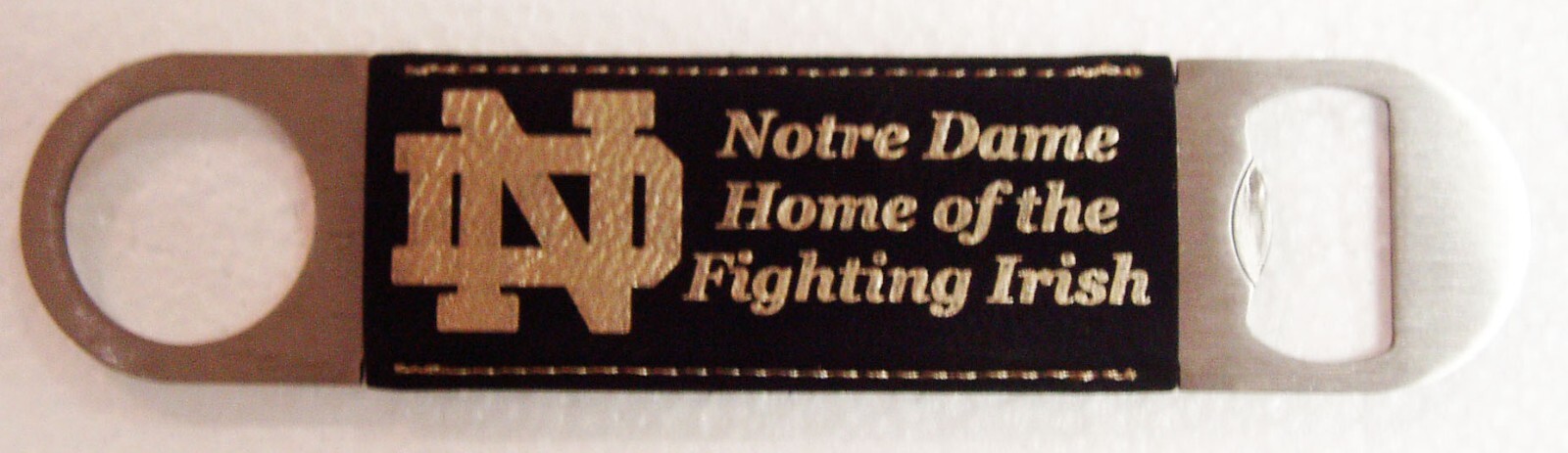 Notre Dame Fighting Irish 1-1/2" x 7" Black Leatherette Bott