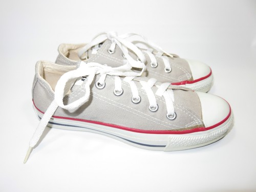 white converse with red trim