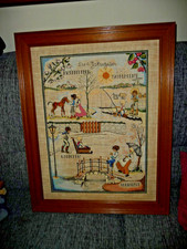 1986 Stickbild  Kreuzstich  4 Jahreszeiten  im braunen Holzrahmen ca. 71 x 56 cm