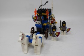 LEGO King's Carriage 6044 Complete w/Instructions & Checklist - Excellent
