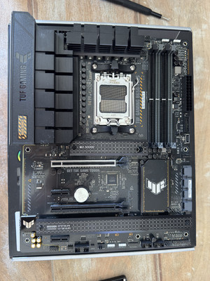 ASUS TUF Gaming B560 Plus ATX Motherboard AM5