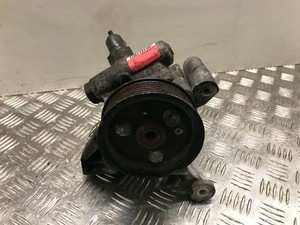 Iveco Daily 35 - 40.10 2008 Servopumpe 504238603 Diesel 85kW DEU33423