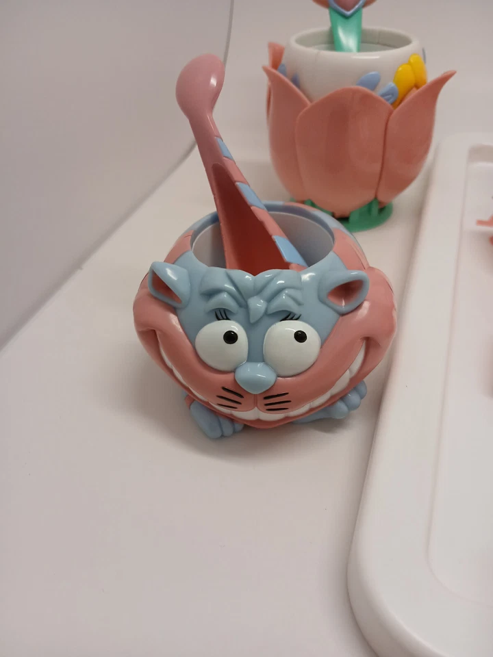 Juego de té vintage Alicia en el país de las maravillas servicio para 2 completos | Juguetes Tootsie Foto 4 de 4