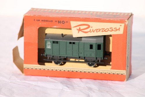 Wagons RIVAROSSI TRIX 22405 Como ITALIA fourgon vert avec guerite DB Hannover | Zustand: Occasion