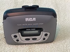 RCA RP-1872A FM/AM Radio Cassette Walkman read description