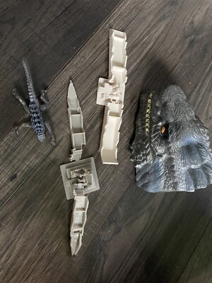 Trendmasters Godzilla 1998 Micro World Battle Playset - Collapsing