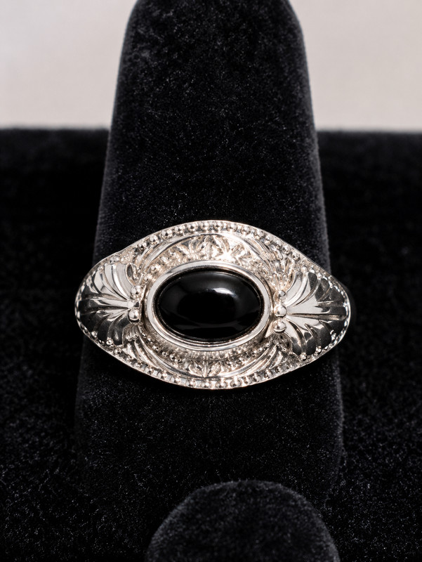 925 Sterling Silver Black Onyx Navette Ring Engraved Vintage Estate Jewelry