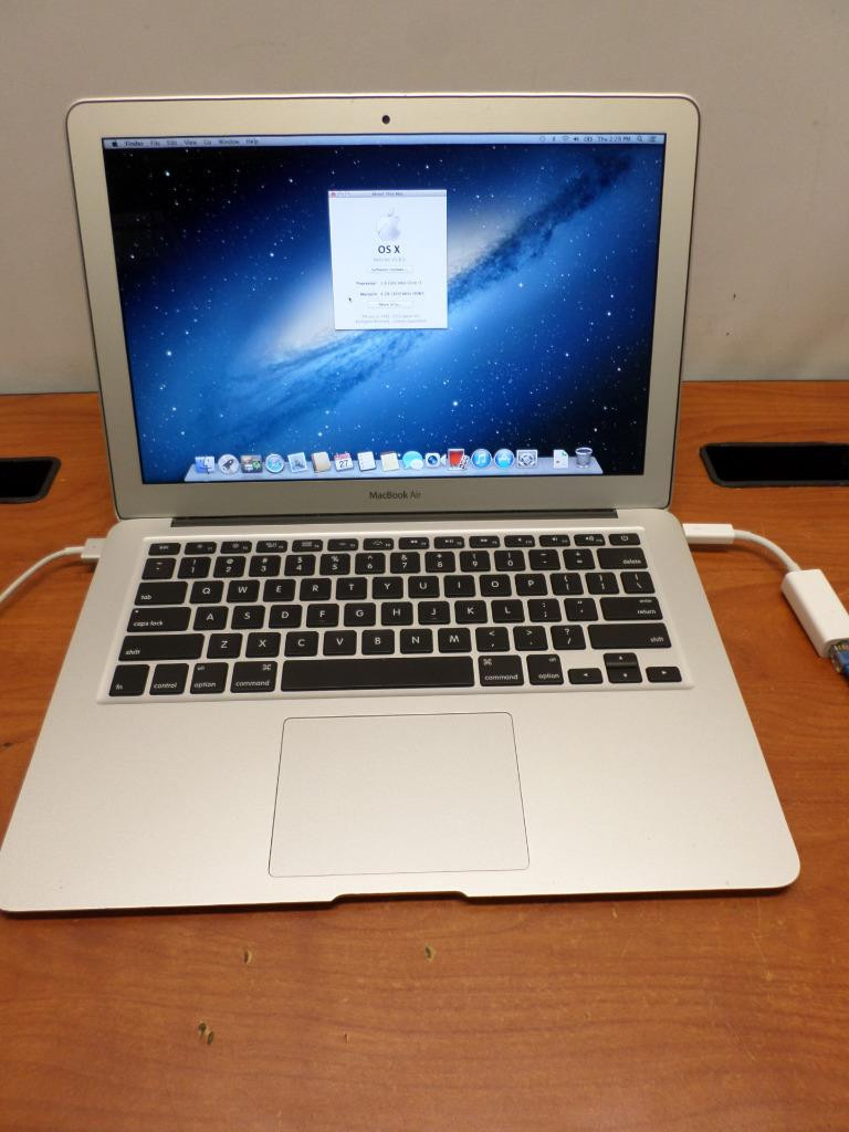 Apple MacBook Air A1466 13.3 inch Laptop - MD231LL/A (June, 2012