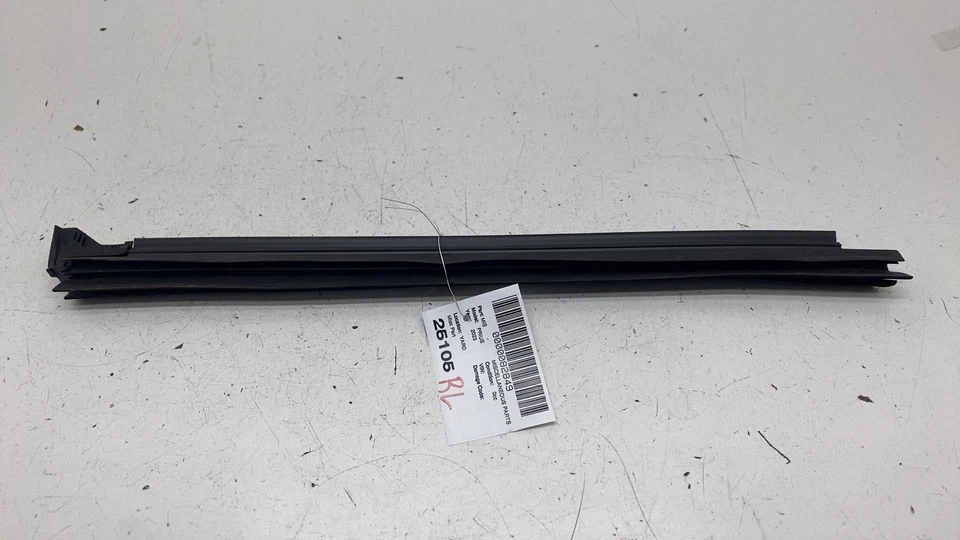 ⭕ 2023-2025 Toyota Prius Rear Left Side Door Window Inner Weatherstrip Seal OEM - Изображение 2 из 4