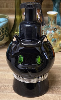 #ad New Bath amp; Body Works Black Cat Green Jewel Eyes Hand Foaming Soap Dispenser $25.00