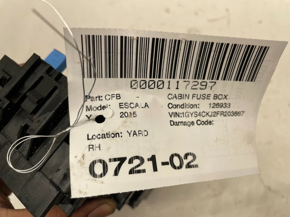 2015 CADILLAC ESCALADE Instrument Panel Fuse Block Box 23200661 RIGHT OEM - Image 4 of 4