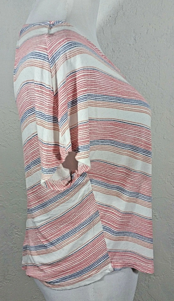 Camisa Kirra Mujer Top Grande Rayas Chevron Espalda Abierta Manga Corta Multicolor Foto 2 de 4