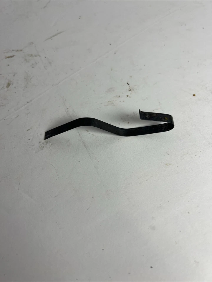 Motosierra Homelite z3350b UT-10771 protector de mano resorte UP04224 Foto 2 de 3