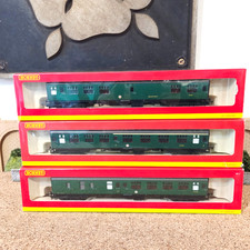 HORNBY RAILWAYS OO GAUGE R4114B/R4115B/R4117B BR Mk.1 SOUTHERN REGION COACHES
