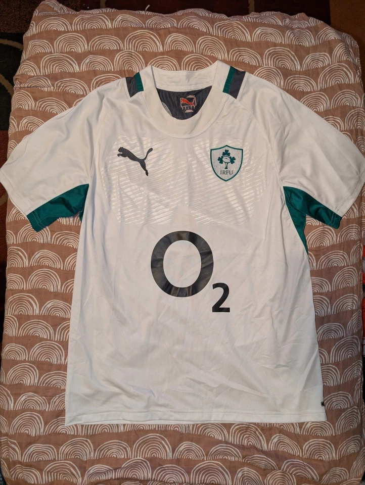 IRISH IRFU RUGBY JERSEY SHIRT AWAY HOME Y2K SOCCER PUMA WALES VINTAGE Large - Image 3 of 4
