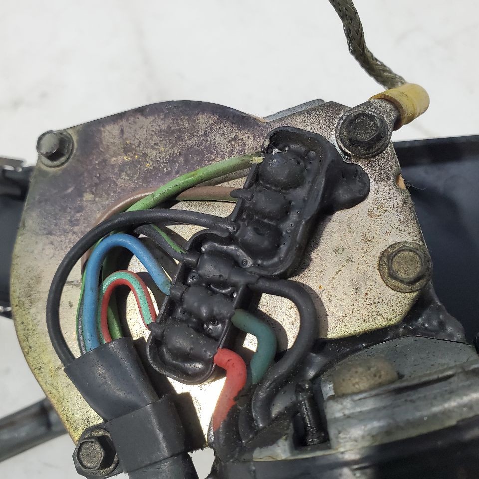 1991 Bentley Turbo R OEM Windshield Wiper Motor