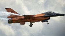 General Dynamics F 16 Fighting Falcon Royal Netherlands Air Force 11x17 Poster