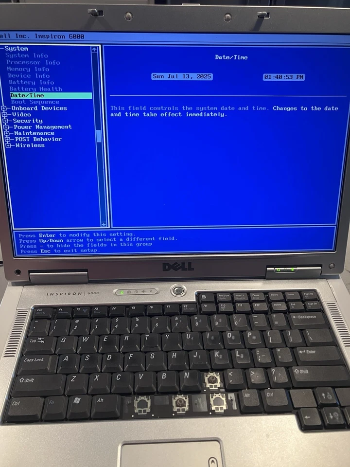 Dell Inspiron 6000 PP12L 14,1 pulgadas Portátil COMO ESTÁ PARA PIEZAS O REPARACIÓN Foto 2 de 4