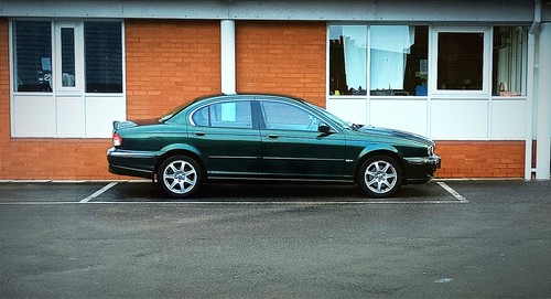 Jaguar X-Type V6 Petrol Saloon Manual 5-speed xtype x type jag clean motor X400 - Picture 1 of 17