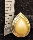 Vintage Gold Tone Rim Yellow ed Faux Pearl Teardrop Stud Post Earrings Jewelry  — photo 5