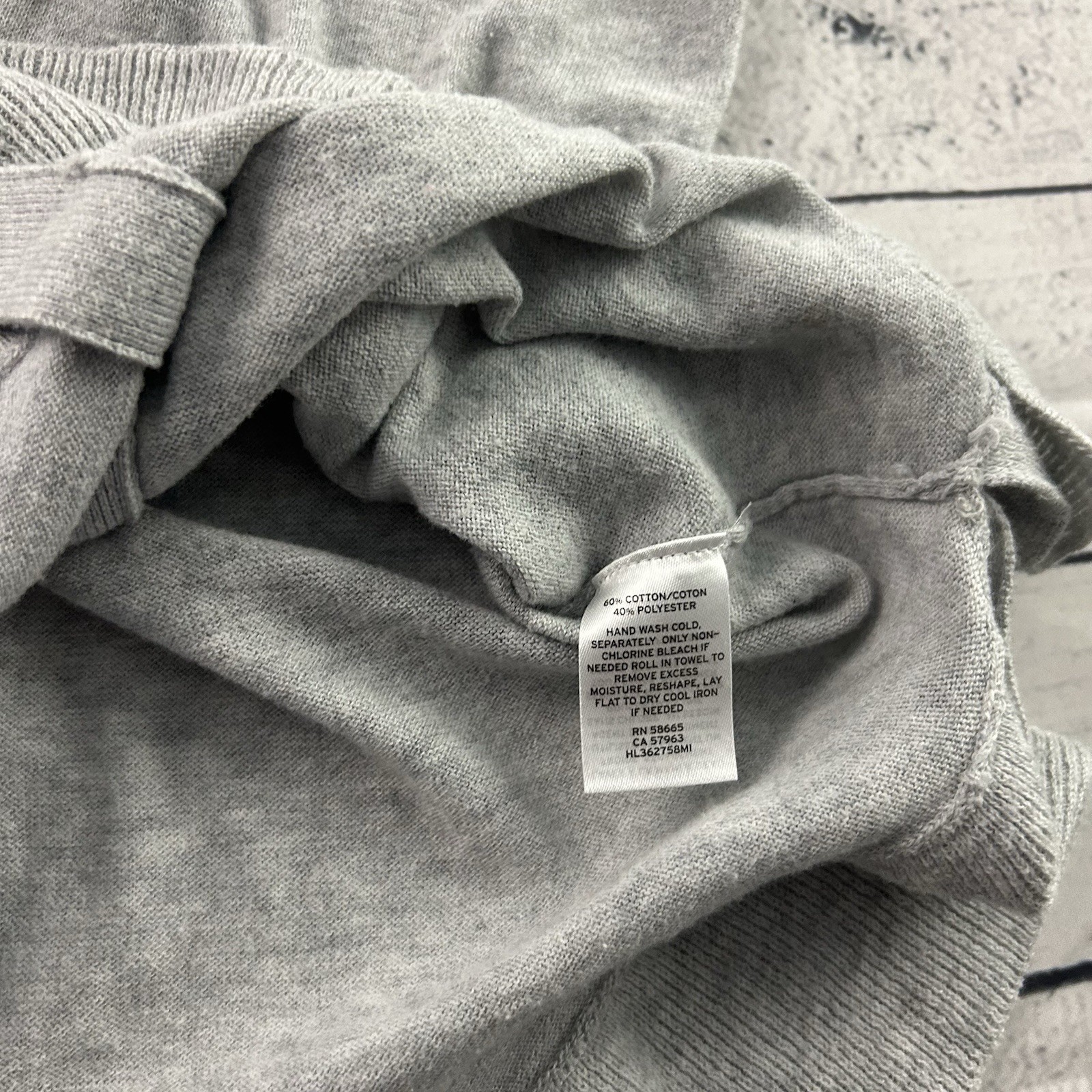 Hinge Button Front Lightweight Cardigan Sweater W… - image 5