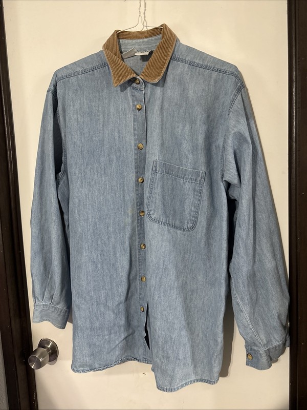 Capacity Vintage Women’s Denim Shirt Size 1X