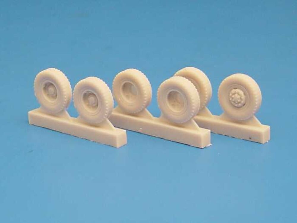 Hauler Models HLR87086 - 1:87 Tatra 111-138 Wheels - Accessories