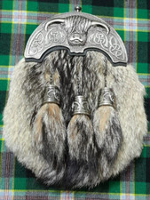 Handmade Full Dress Fox Fur Sporran Made in Antique Cow Head Design Cantle