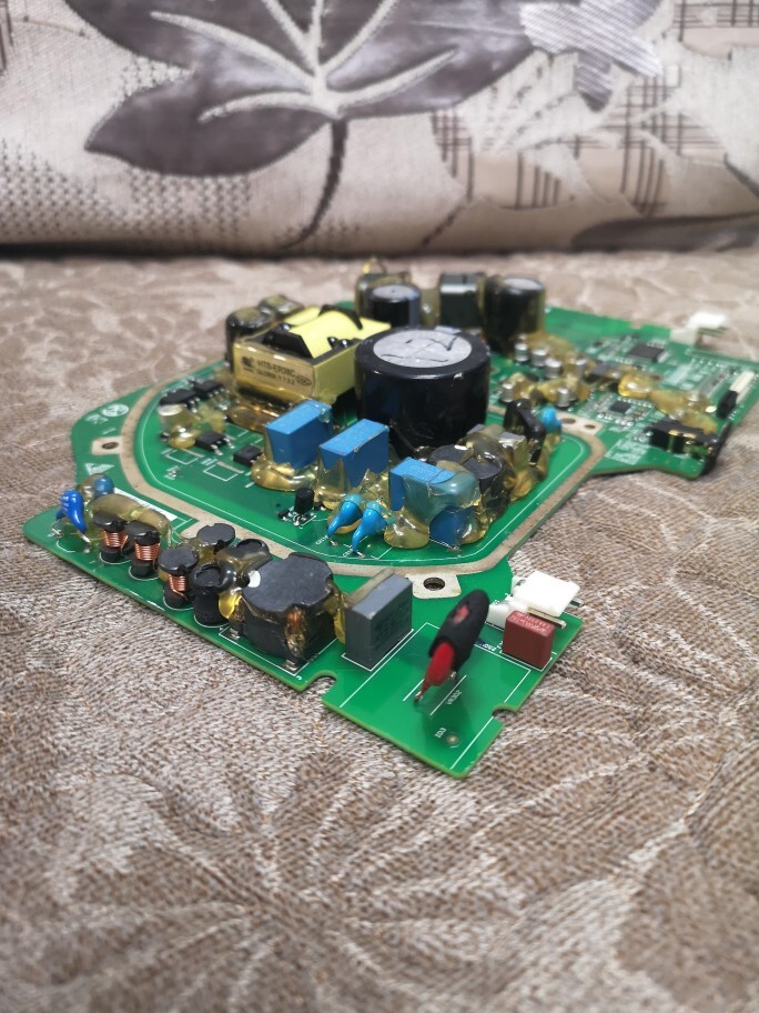 Bose Bass Module 500 Wireless Subwoofer Disassembled Bose Bass Module 500 Wireless Subwoofer Disassembled