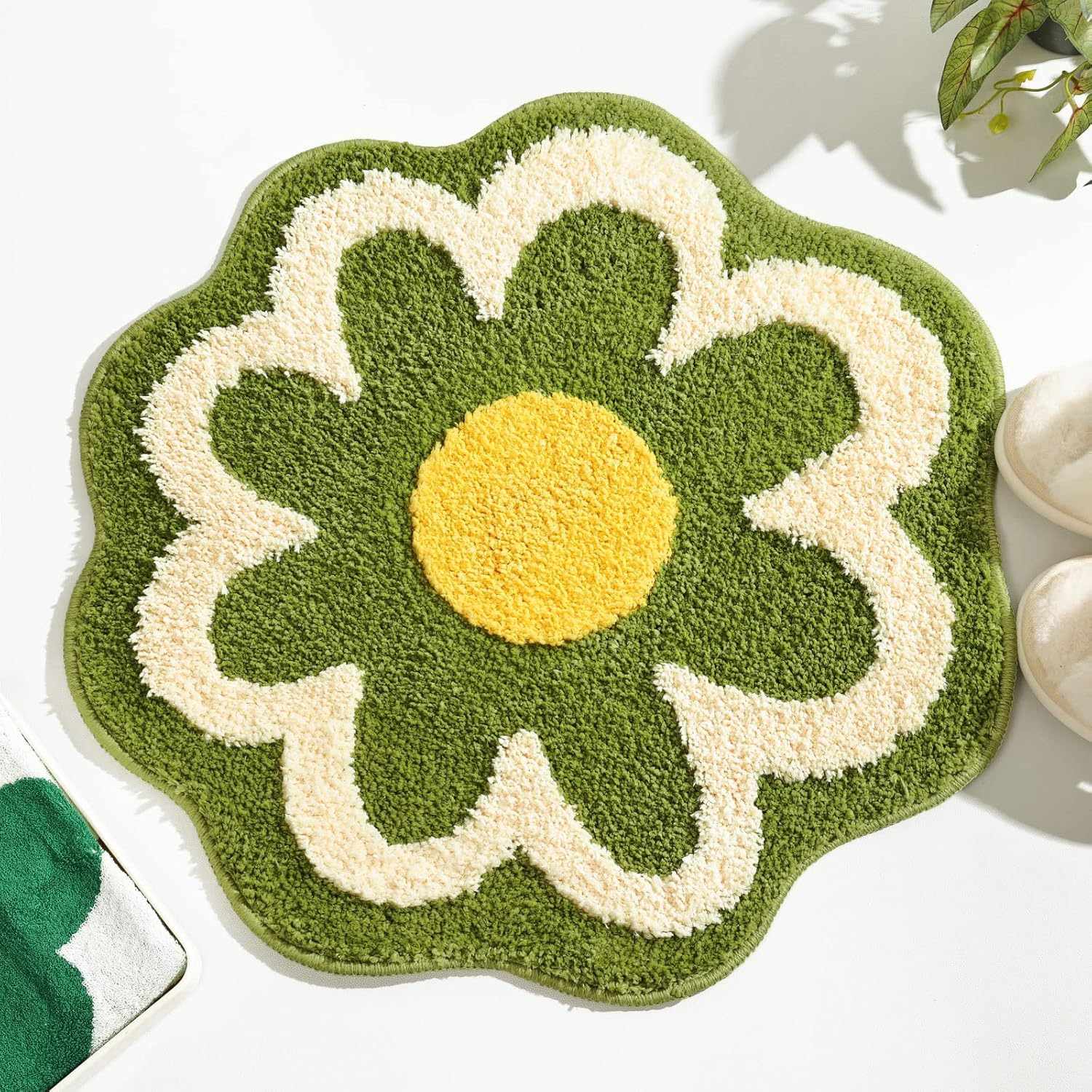 TRUEDAYS Green Flower Shaped Non-Slip Absorbent Bath Mat for Bathroom