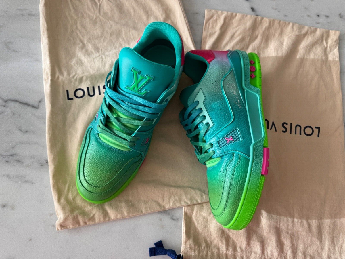 Louis Vuitton Trainer 1A9TRU Green Ombre LV8 by Virgil Abloh Louis Vuitton Trainer 1A9TRU Green Ombre LV8 by Virgil Abloh