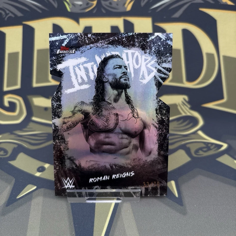 Roman Reigns WWE Topps Finest 2025 Intimidators Die-Cut Refractor /75 #INT-RM - Image 2 of 3