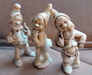 X3 RARE Vintage Depose Plastic GNOME Figurines Fontanini Italy Spider Mark